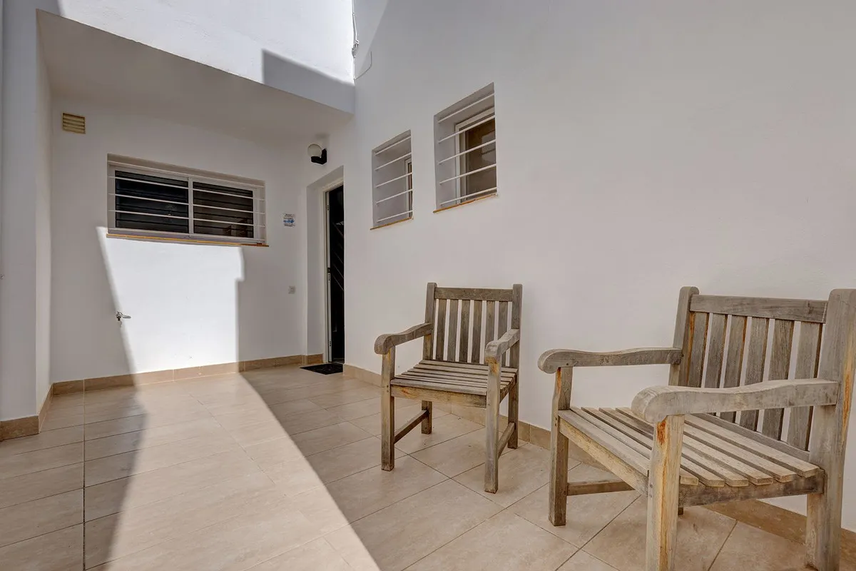 38473ead-67cc-45b0-b5d1-7f6582164df0