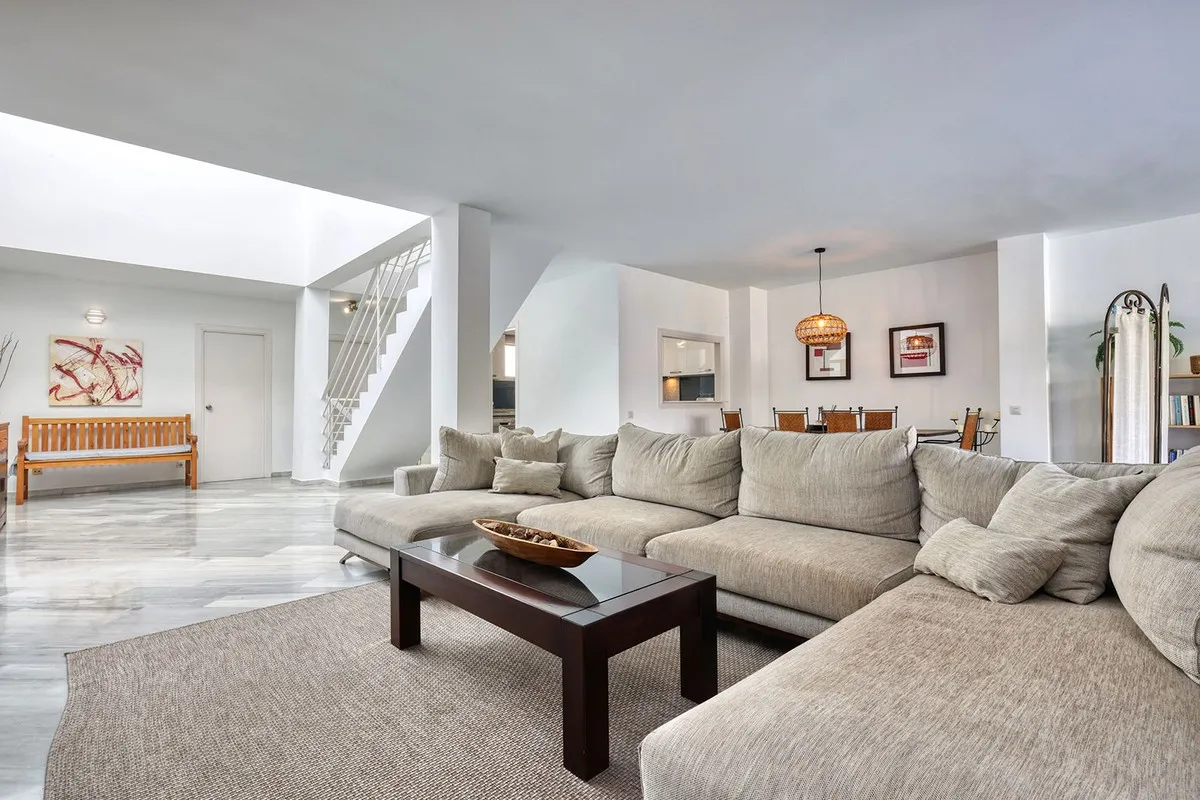 6ff19bef-286d-4b63-b497-2fd677b390a2