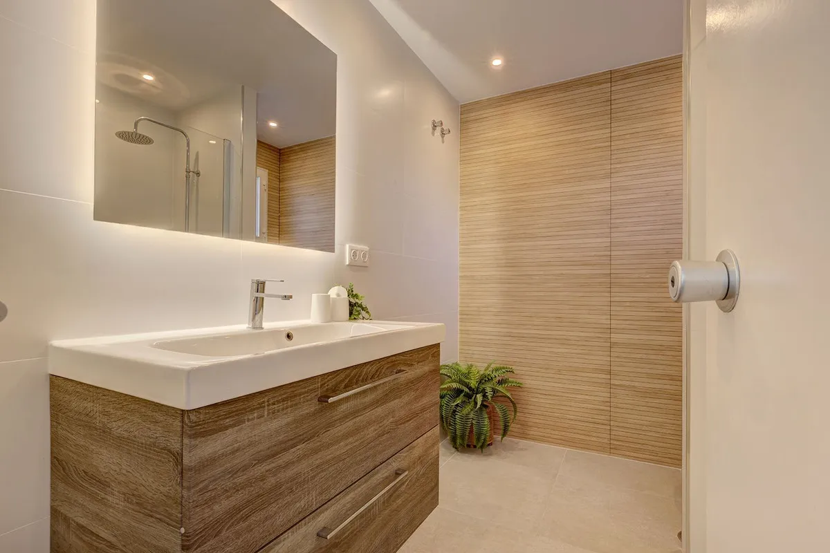 970f9b7b-5c78-468a-a3e1-abe90ee1bf2b