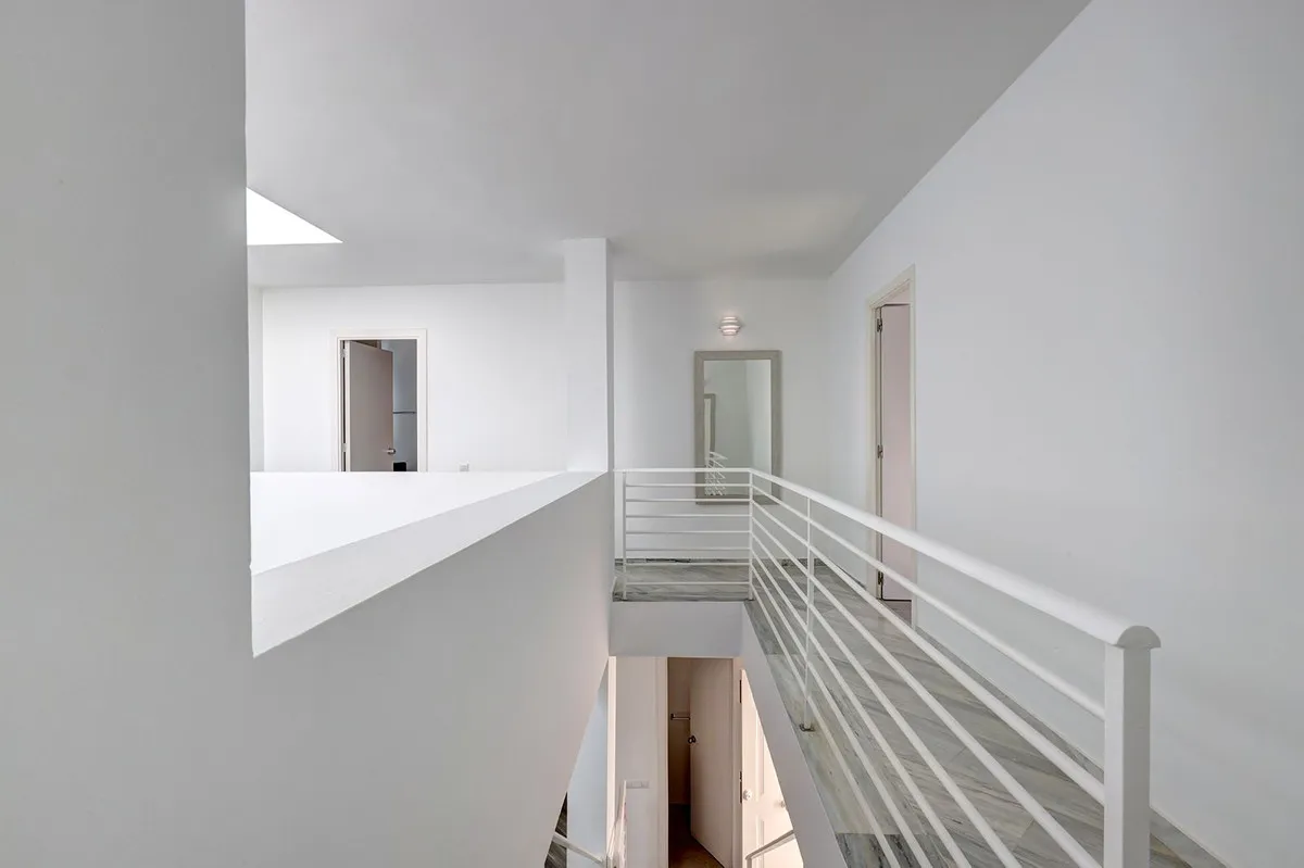 9d835935-aa7c-4734-89ae-ef43f07d87b6