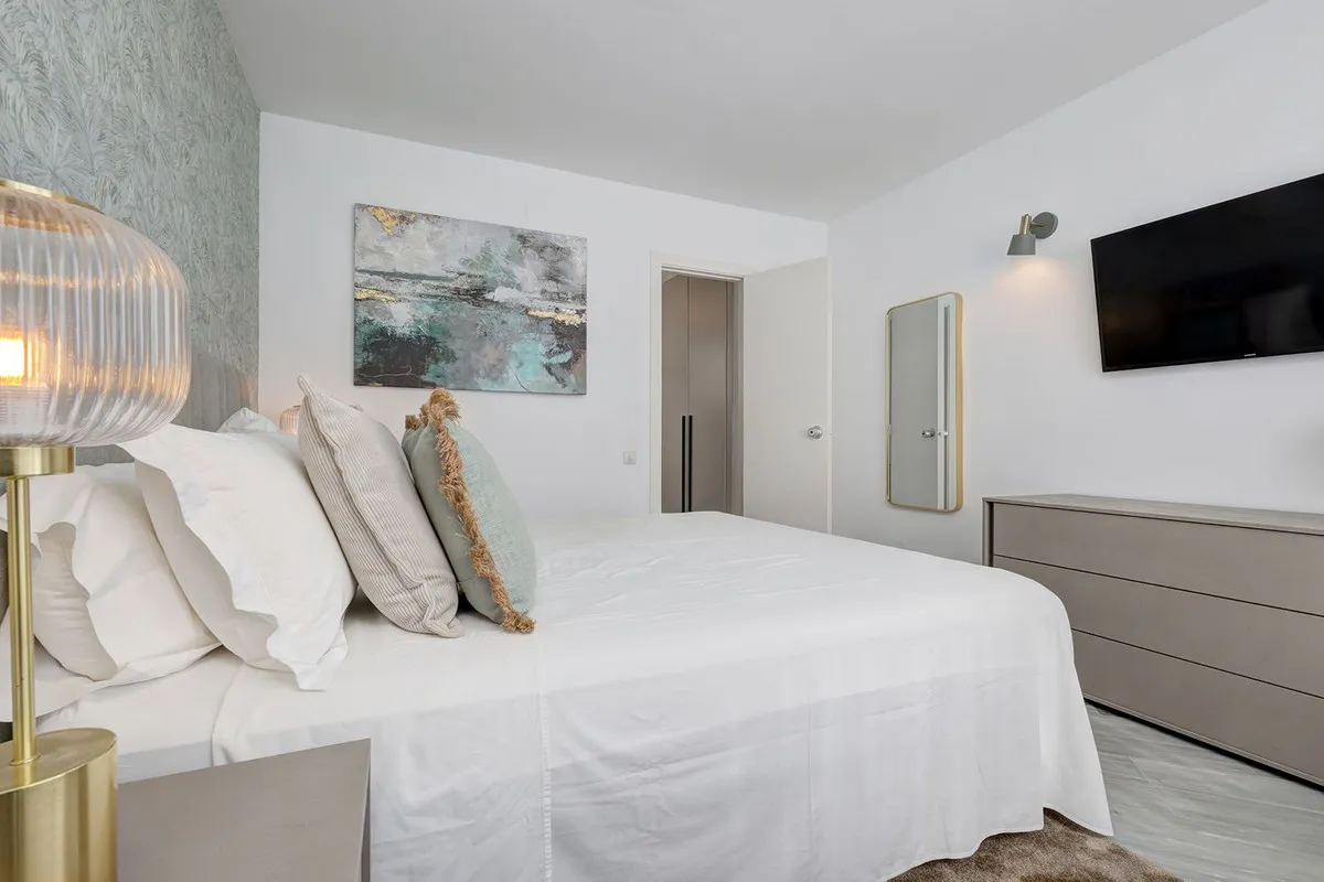 e4658e6c-ce0a-4906-be98-c772dba2c15b