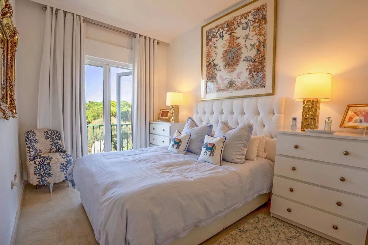 21e6d601-b5d6-47d3-8251-8b76acd0a098