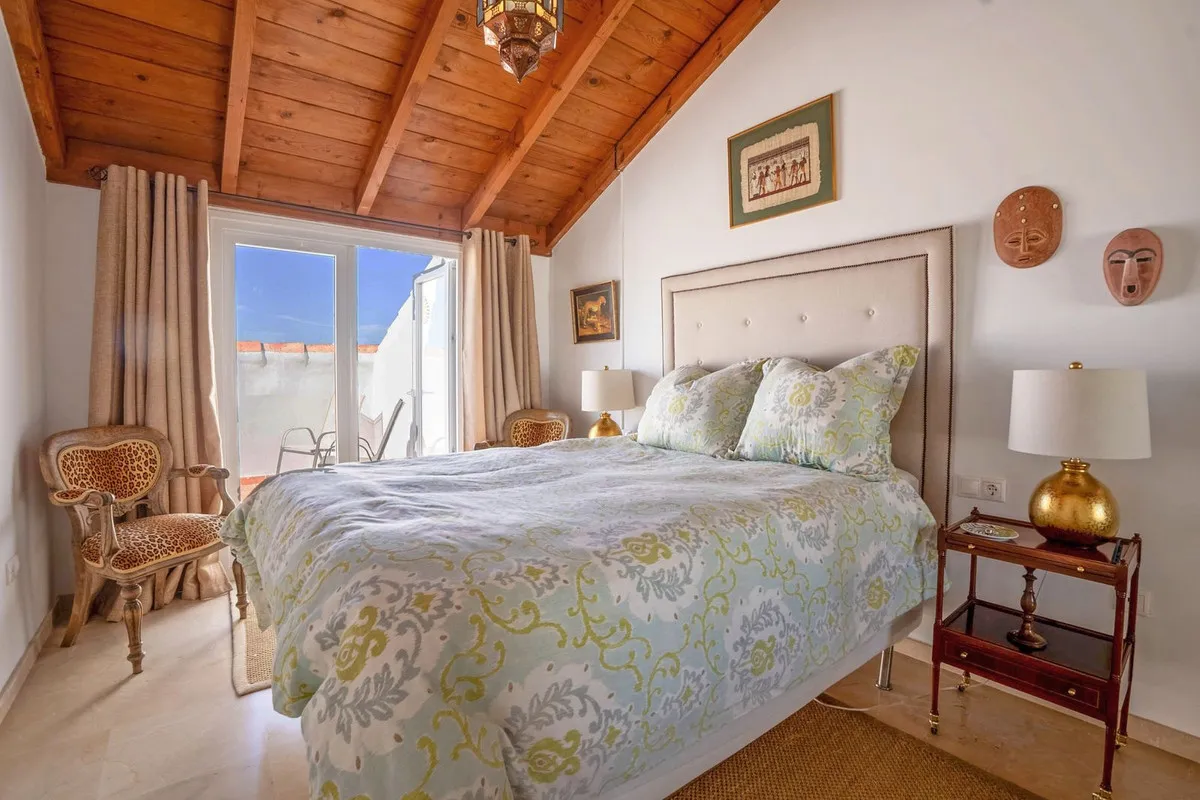 5b2bb401-515a-4173-8c92-3402831a8cb7