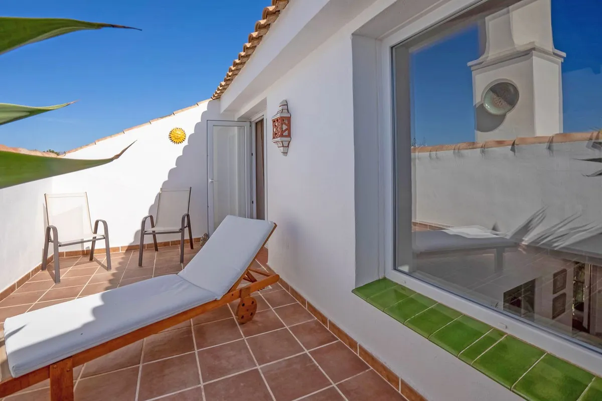 705ce3d2-8268-4443-9d37-2af08c94ddfe