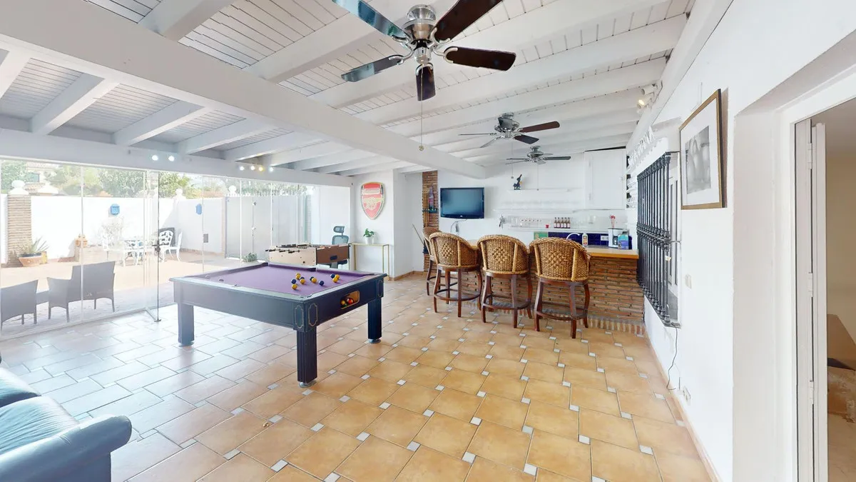 b909ed22-02eb-464e-845f-0f16df73f895