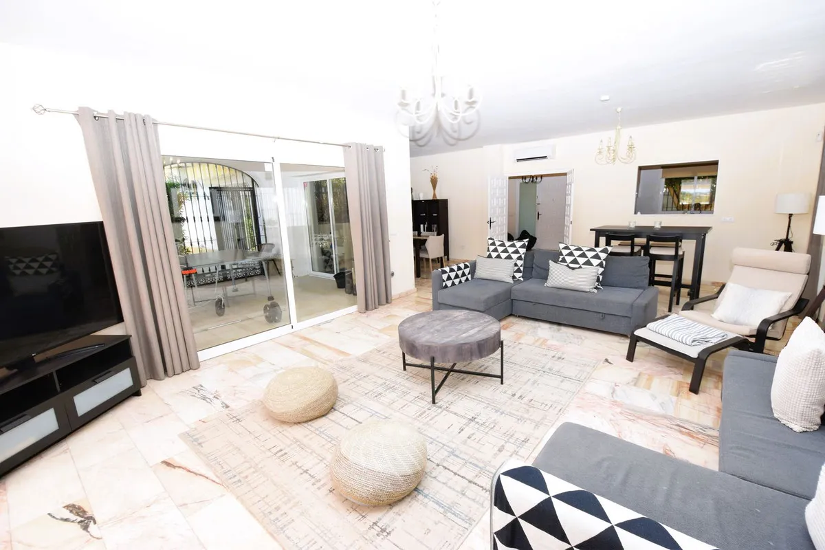 493c6b72-9b57-4c17-b9da-e7daac06c1f2