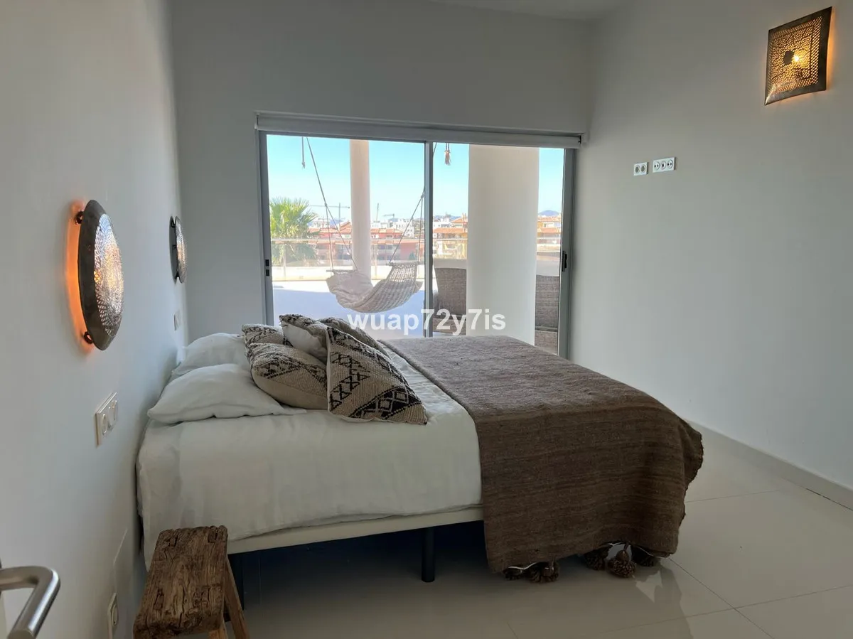 33484757-7591-4c9c-a2b8-5fb835cbb069