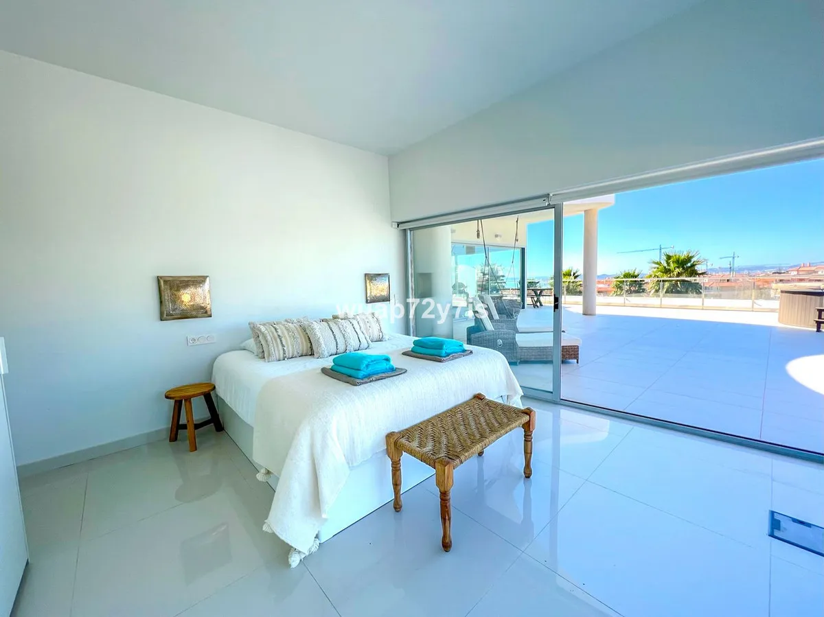 5b3e3162-9fa3-4ab9-9109-40a752aab887