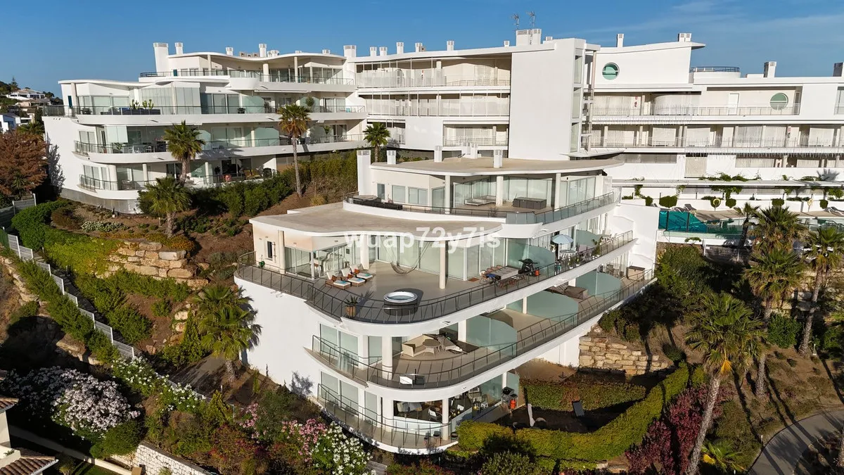 5f8bb55a-aaa1-4fdb-9811-3a629617f3aa