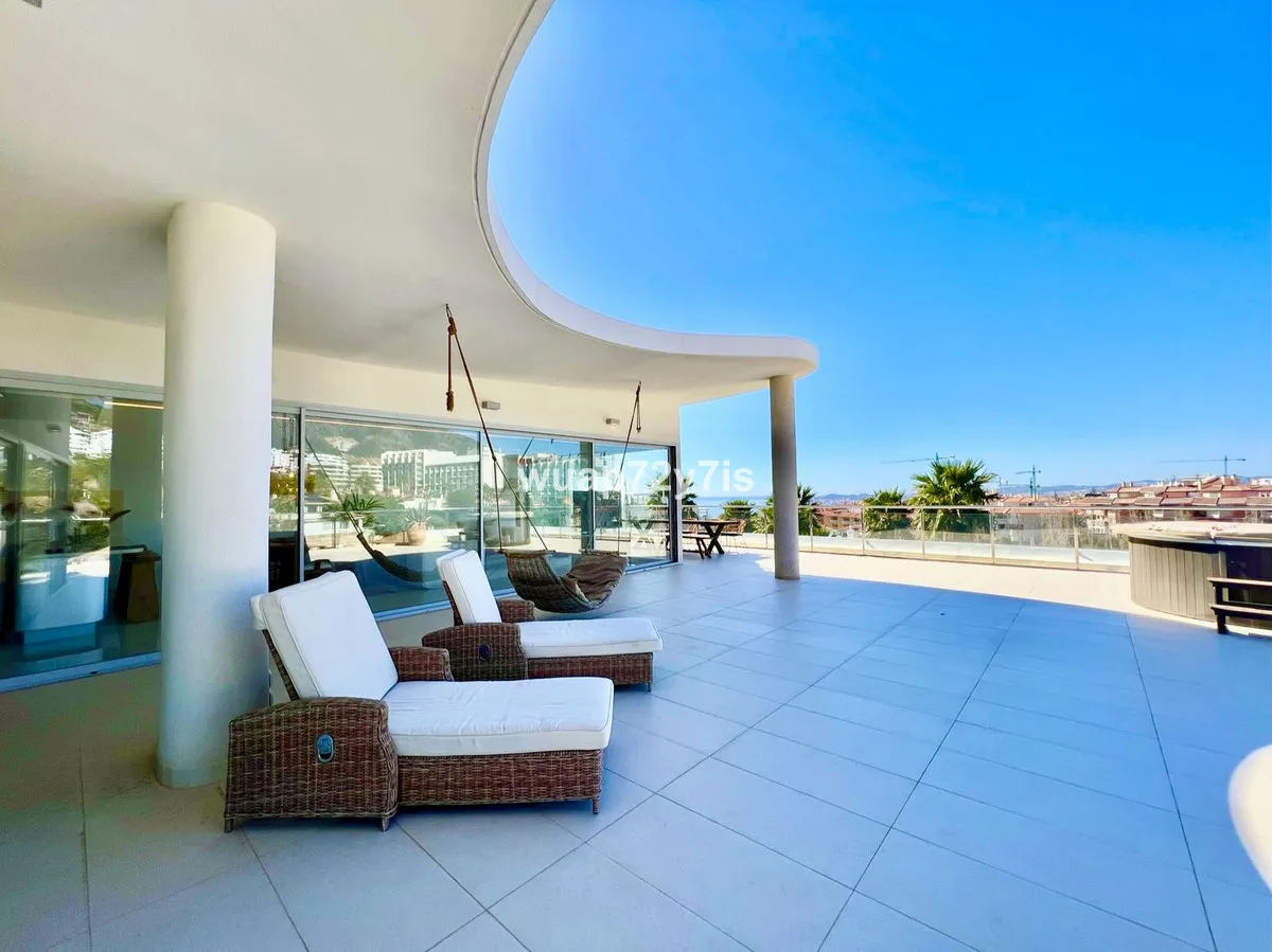 74b4f4e1-074e-4a53-aef8-951b9c415c9a