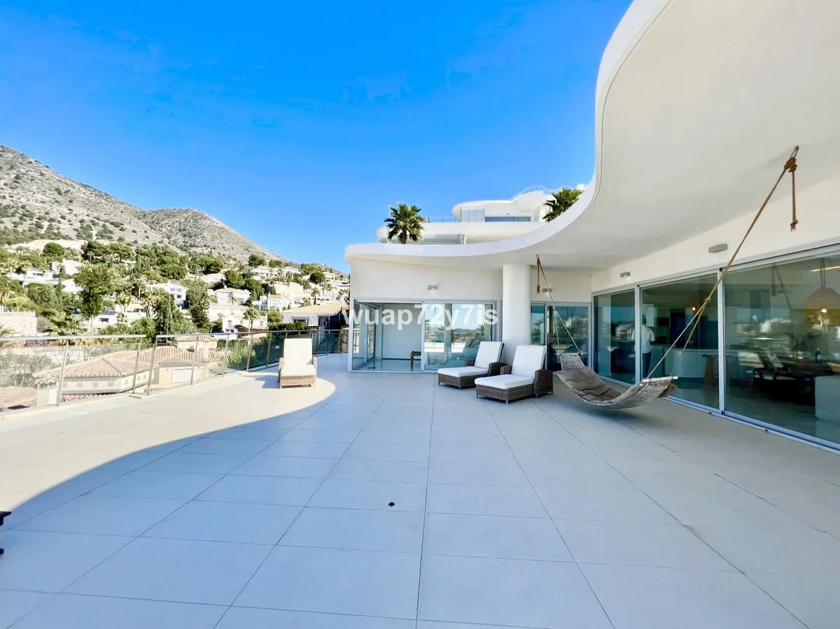 94988a9e-f4ff-45e7-831b-192059fe2750