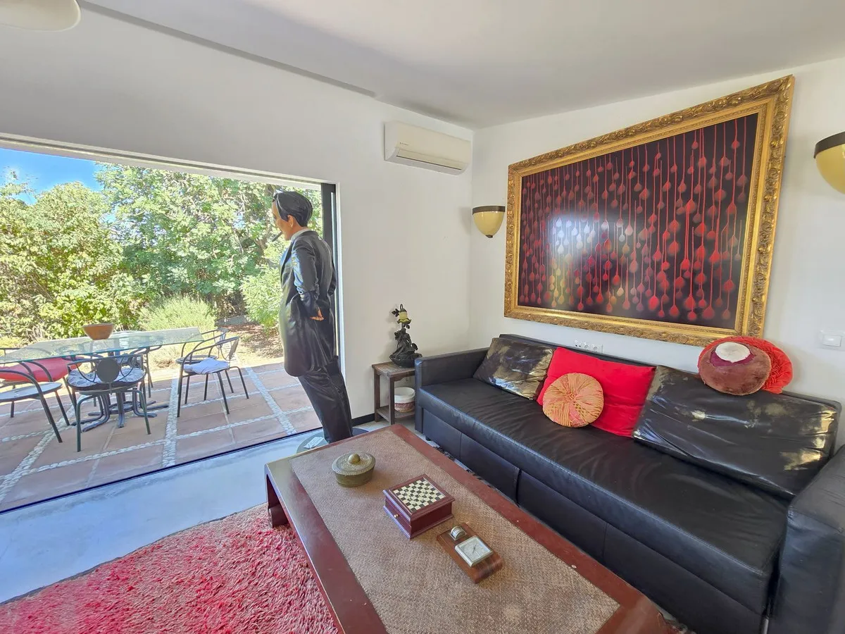 42f559fd-8932-4f54-865d-98c9353cc921