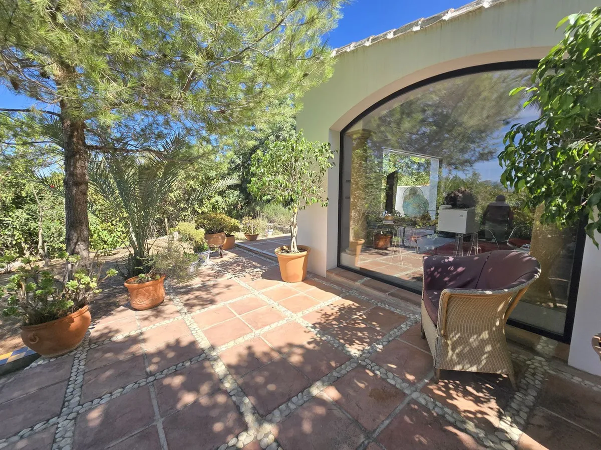 e5fe7eb0-4182-4a2b-8544-fe8699ffd9e5