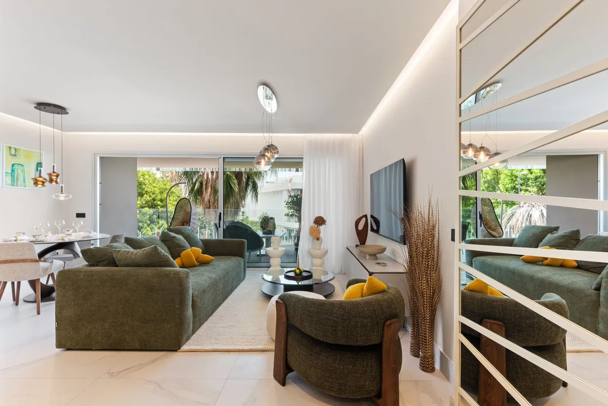 59f5aebe-751b-4f35-8e9c-75c5f0494171