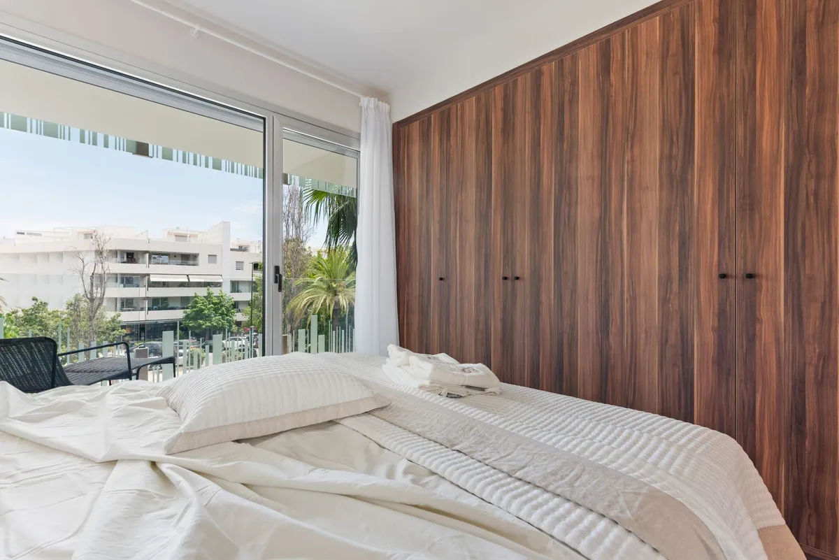 9f9f673f-7a55-4667-ae1c-8e33d426672a