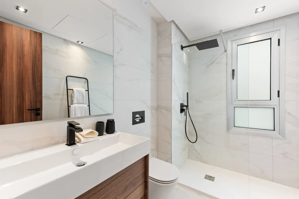 c00b46f6-4fdf-49da-b65d-2917a2c97ed9