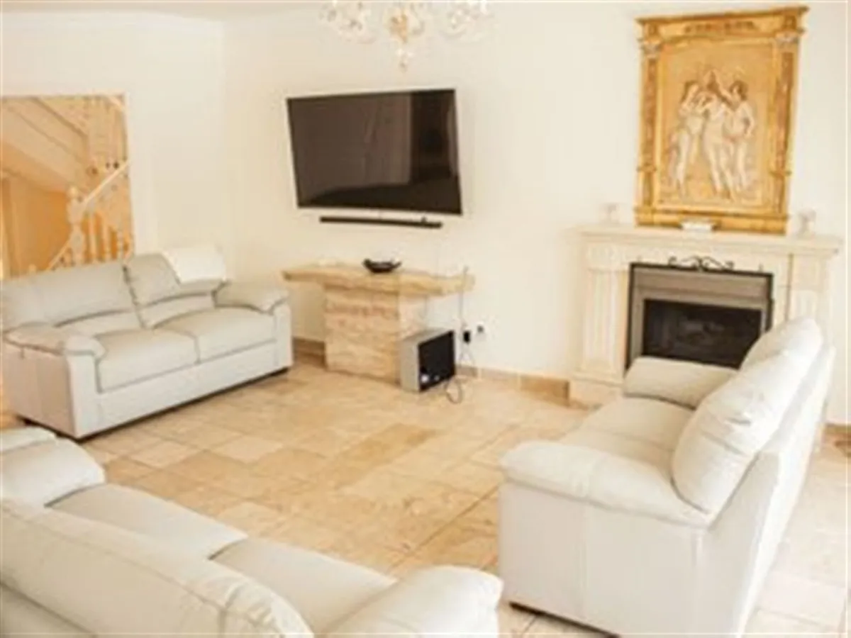 2587ca8a-574f-4eb1-b324-46af9fd5be25