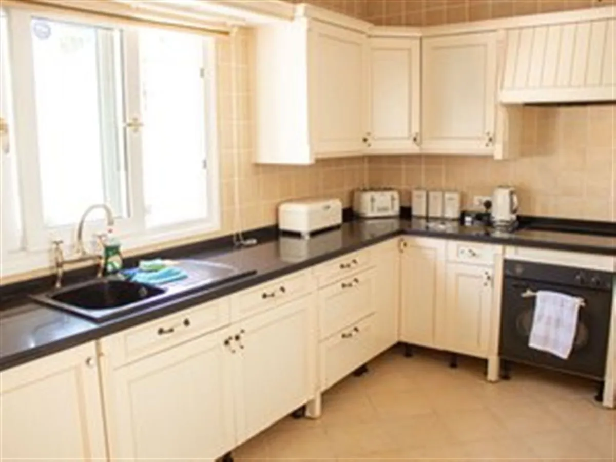 2f2a334c-d8a7-4933-b58e-19532202df5c