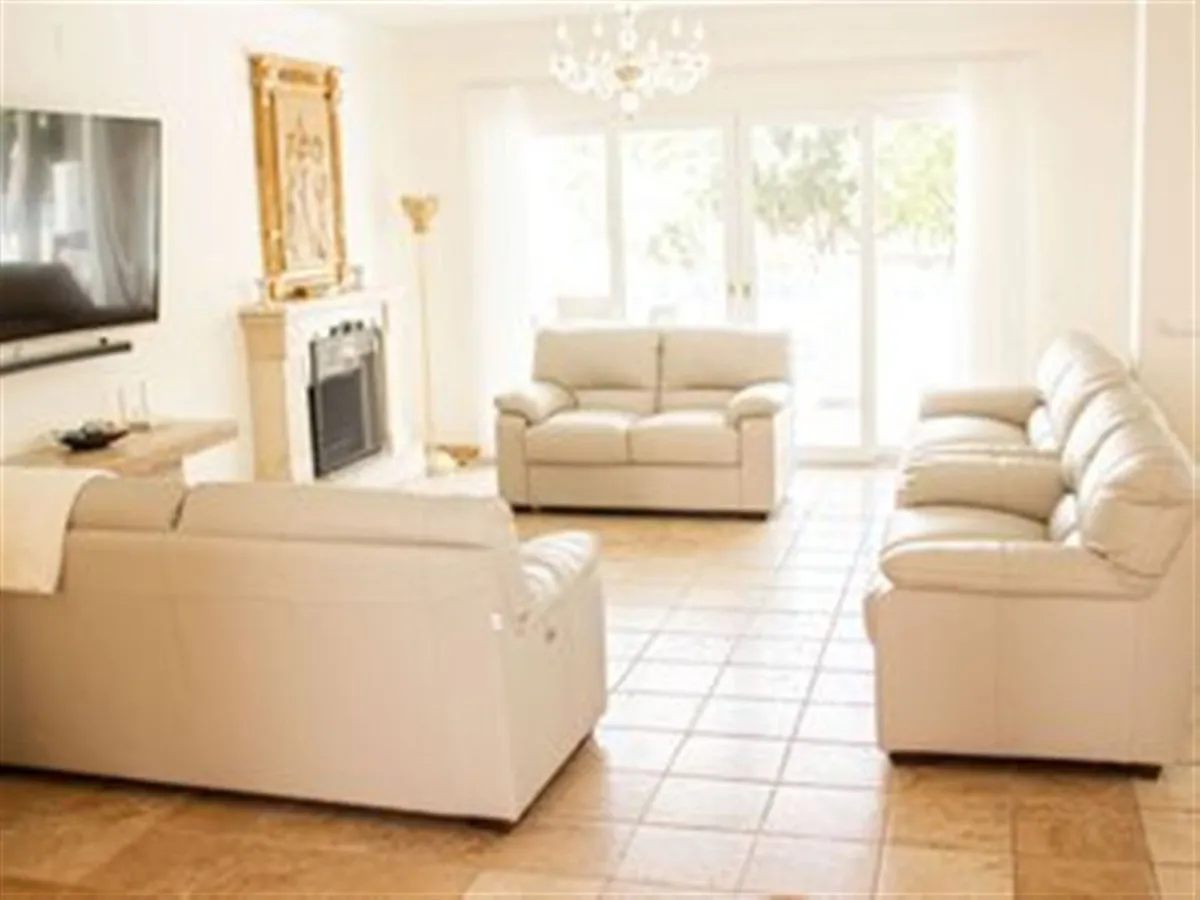 68b75eca-26f4-4be1-9b9a-27c59b8d6a07