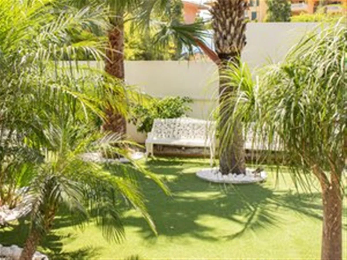 abad324e-a2a2-4dcf-9a5e-25bf3f9d46ba