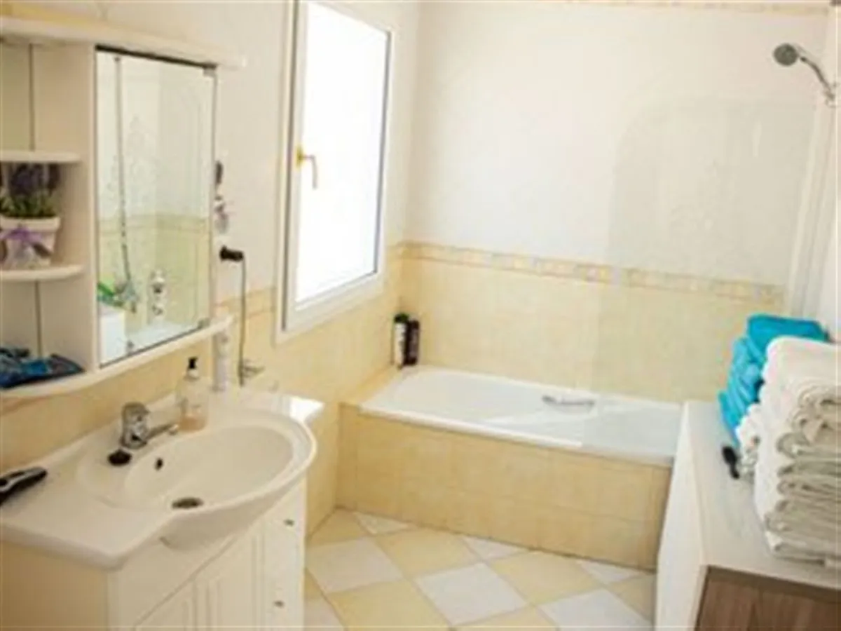 f1335601-dfc1-494c-a3b1-167f589eea5d