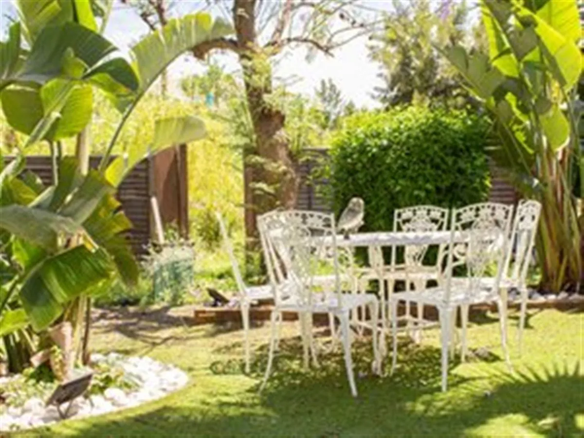 f7eecc45-6f74-4ec0-8bf3-41d33911e741