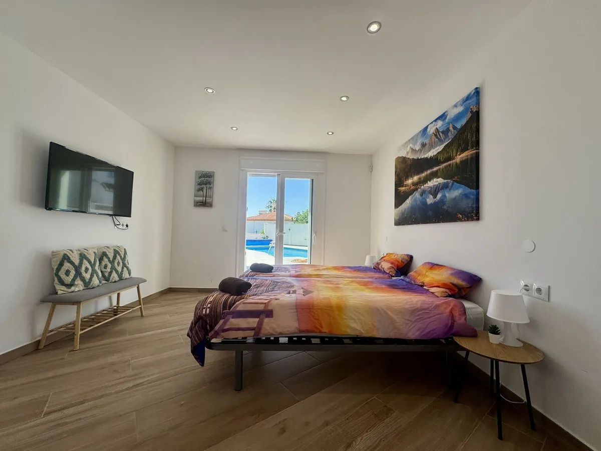 3fca4f65-2b9a-45e3-abdc-d437cbba18fd