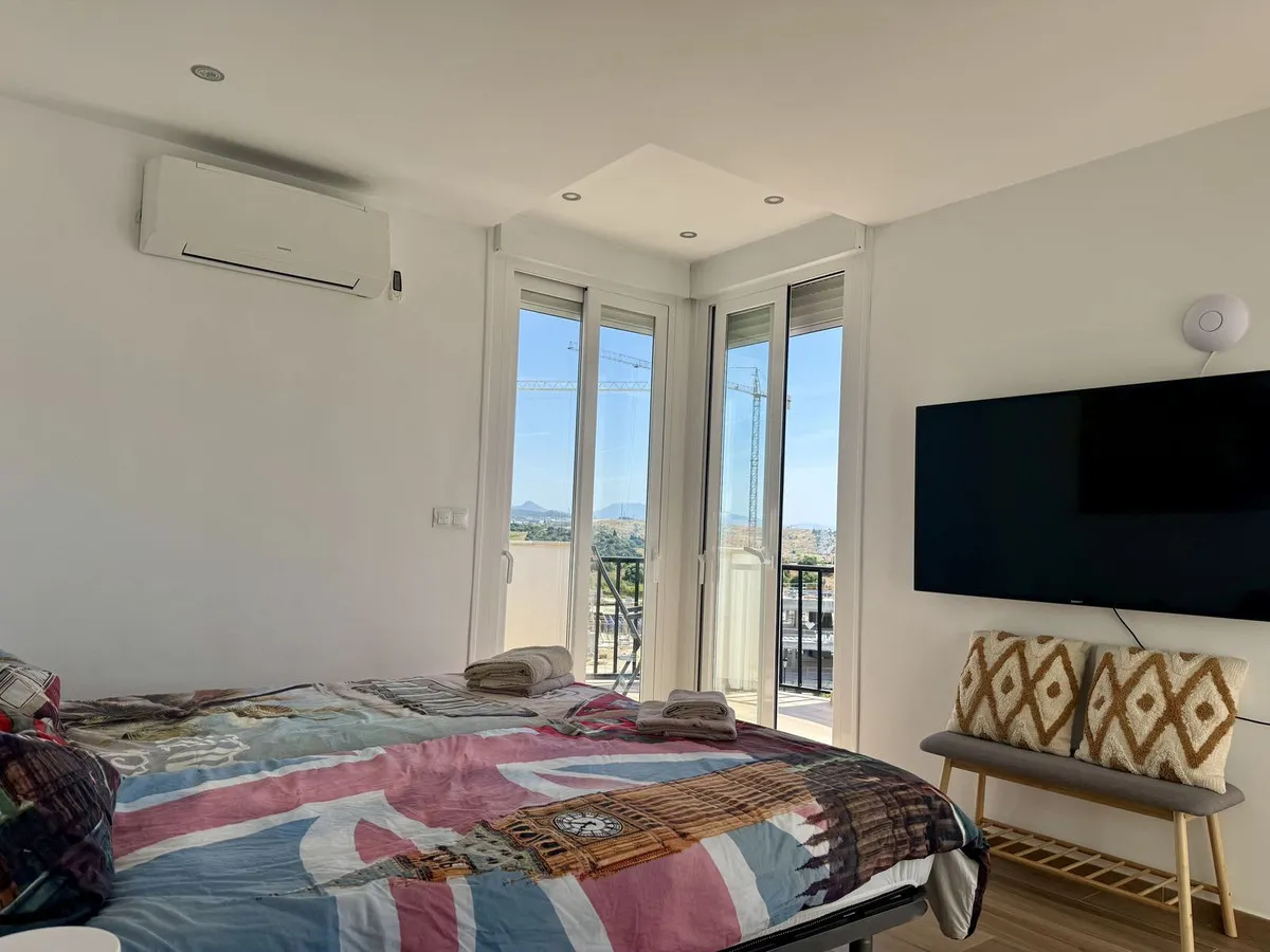 8920d5c7-a9fa-4c60-962e-a8a5bc3090a1