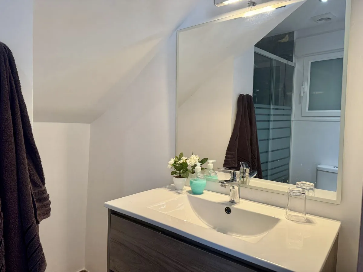 92285296-53eb-40b7-a577-7c9680ffccbb