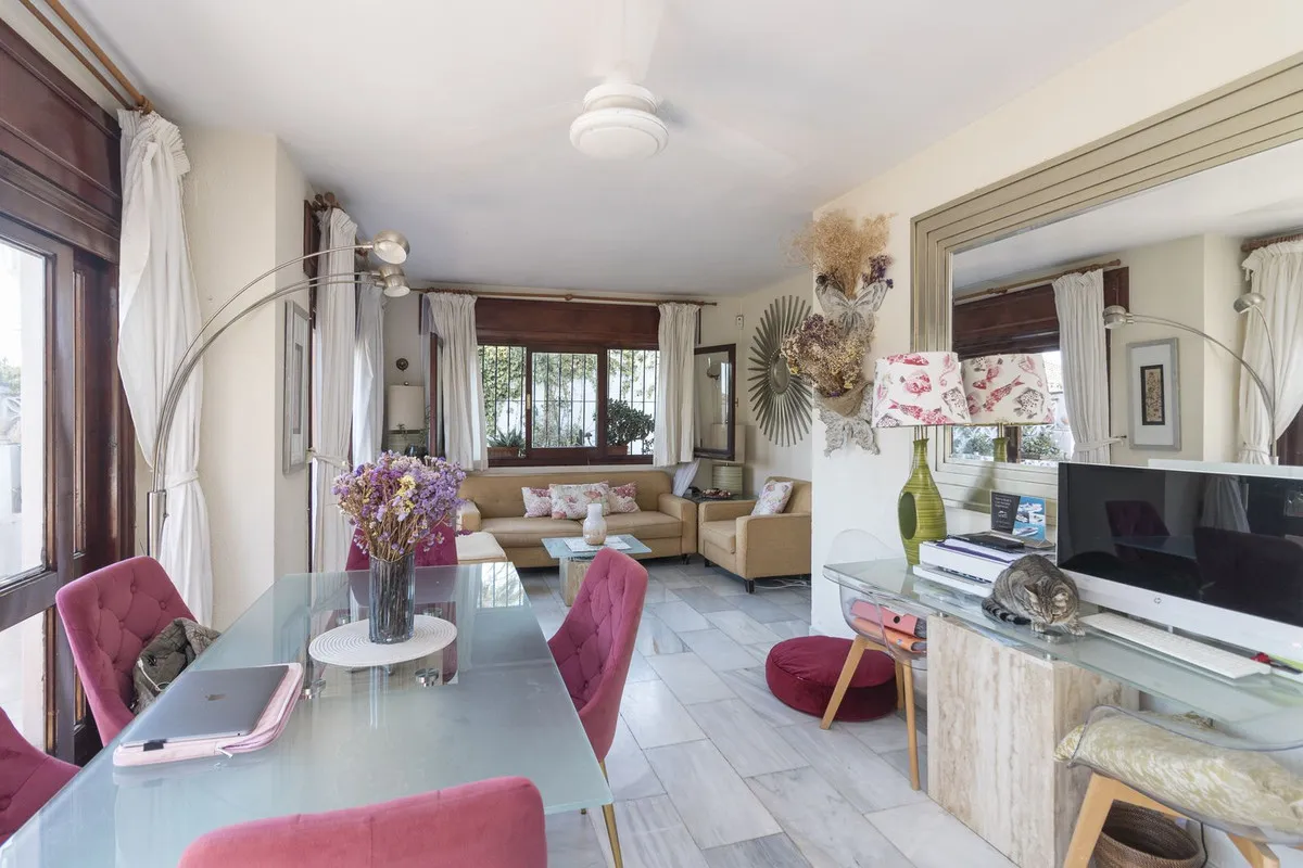 3b3f86f9-1700-485a-a90a-c70ee784f937