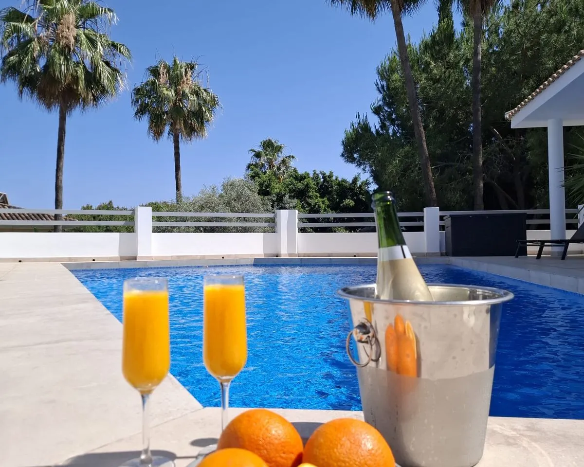 73f606ae-cd17-402d-8b25-bf6631554eb9