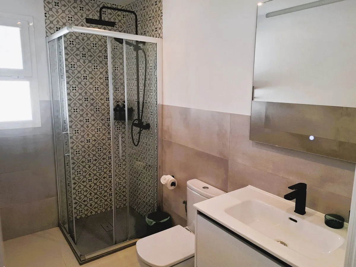 dd9e0609-b0f6-465d-a700-076b7739c1cf