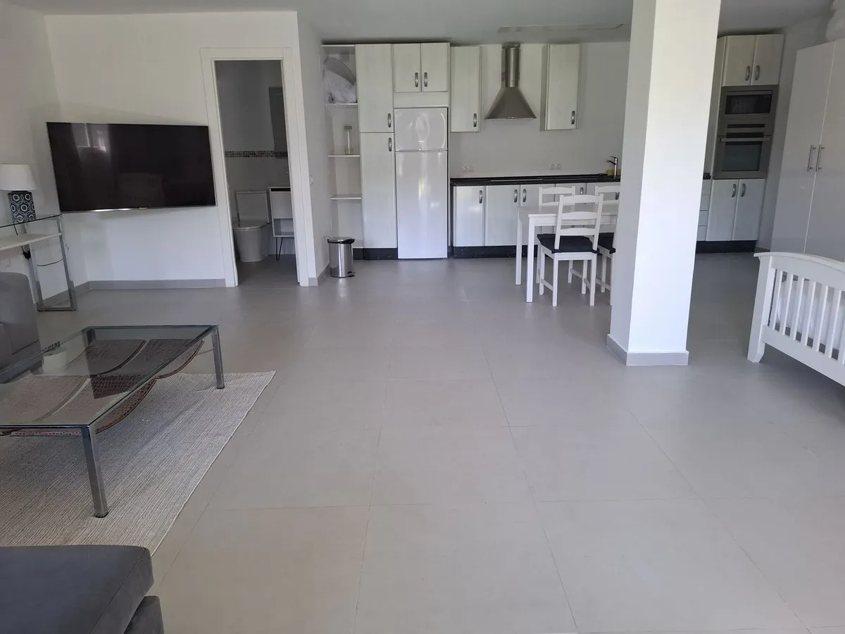 f624637d-2500-4d8f-a402-52ec3b03319f