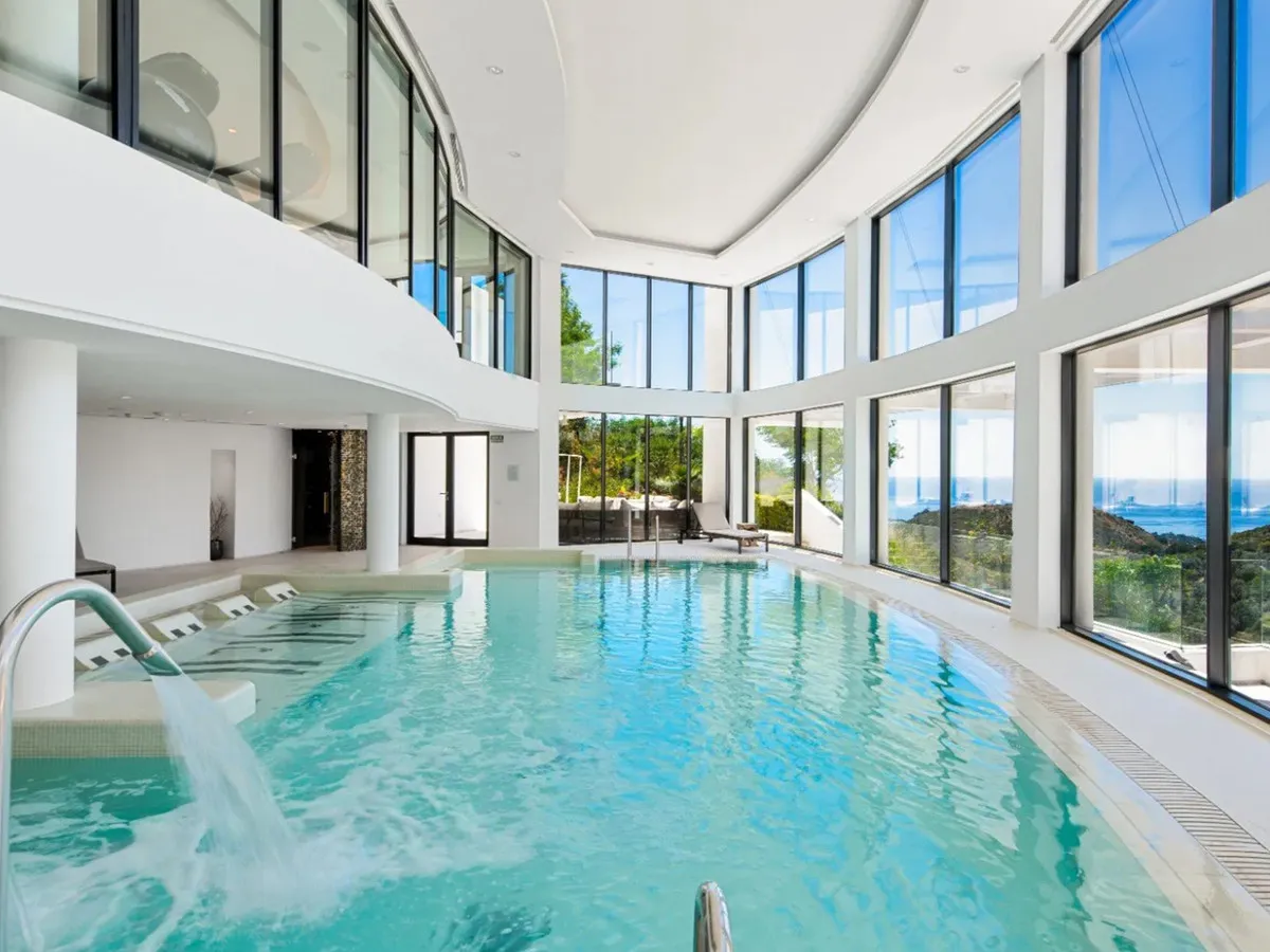 117bd06f-fdb2-45c7-a258-24071782f1d3