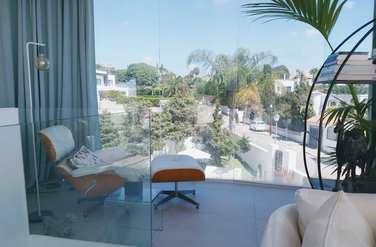 2896ad43-2614-42e8-82b5-90fe958f7ea7