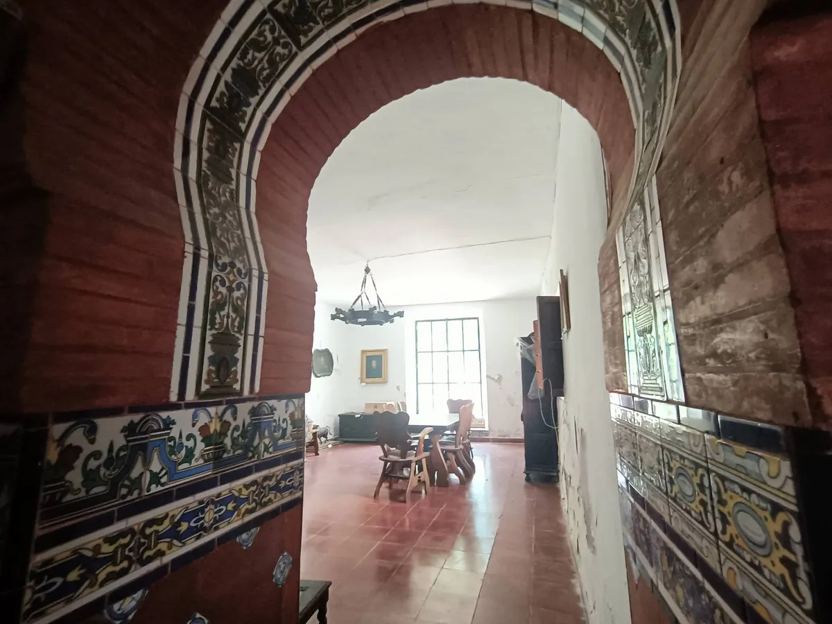 374ab615-1bba-4670-ba5c-fdf9b14cd194