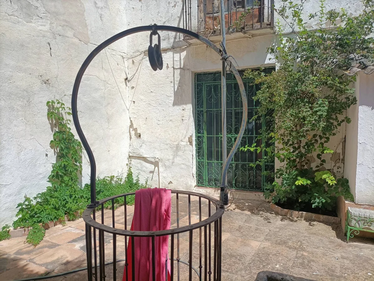 6d2ba59a-bec6-46c7-8b5c-d2ec4f3c7034