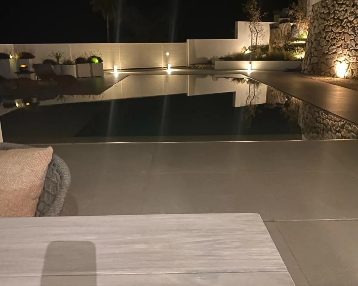 c413a7b1-a134-4870-8547-b9763ca07ee1