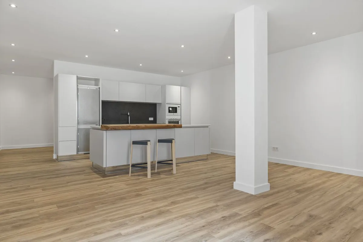 827a7712-5325-49bc-b5a8-6d3f290d5d12