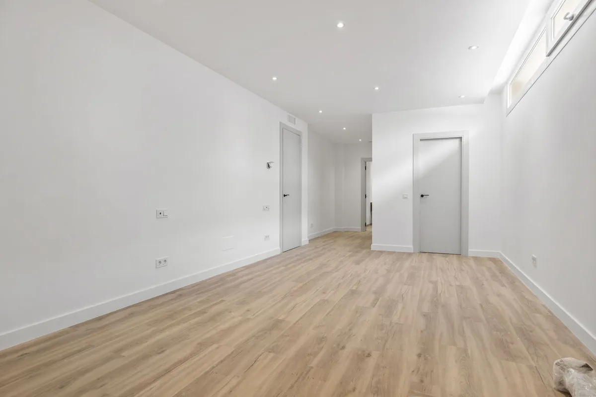 c39b27c9-913a-4fd8-98bf-1efa2524102c