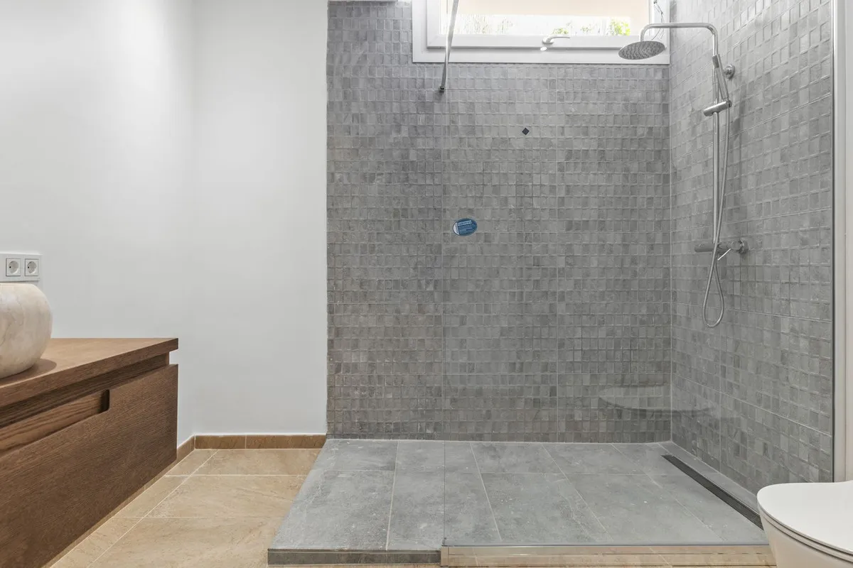 d130b98a-a627-49ce-9485-de43c688d876