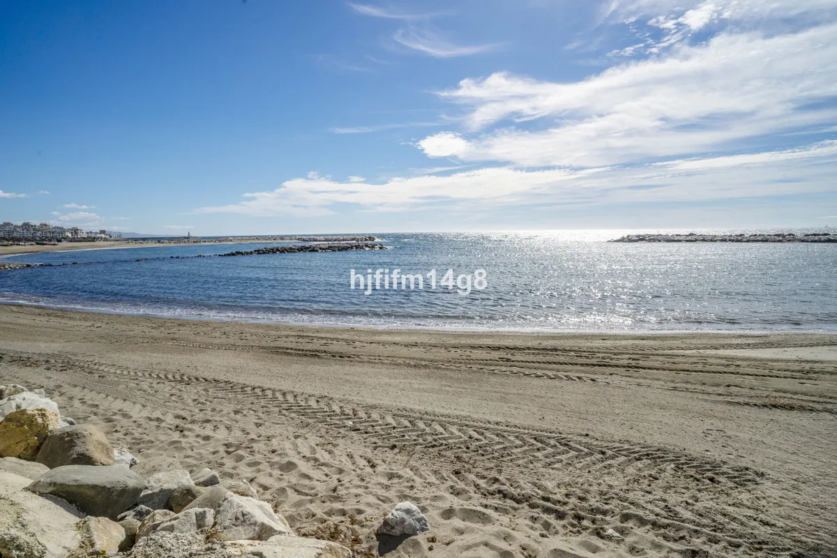 0d0cba25-4f26-4a8d-868b-bc3c84c86f61