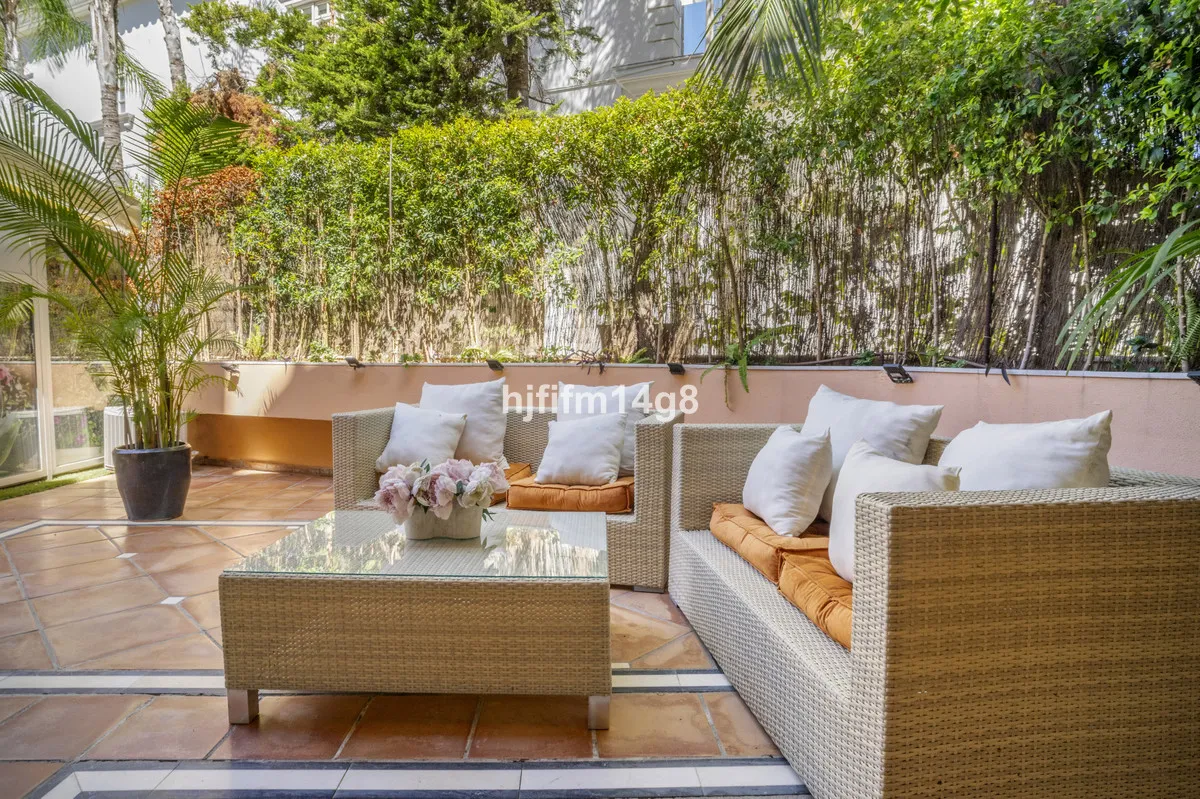 2aa91405-5cad-409c-8c03-846f823105e6