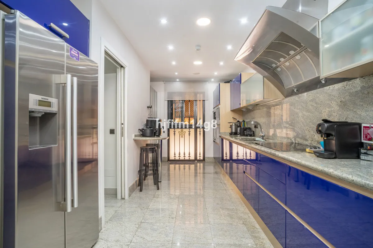 34ce401f-240b-473a-9248-8984c5e09f8e