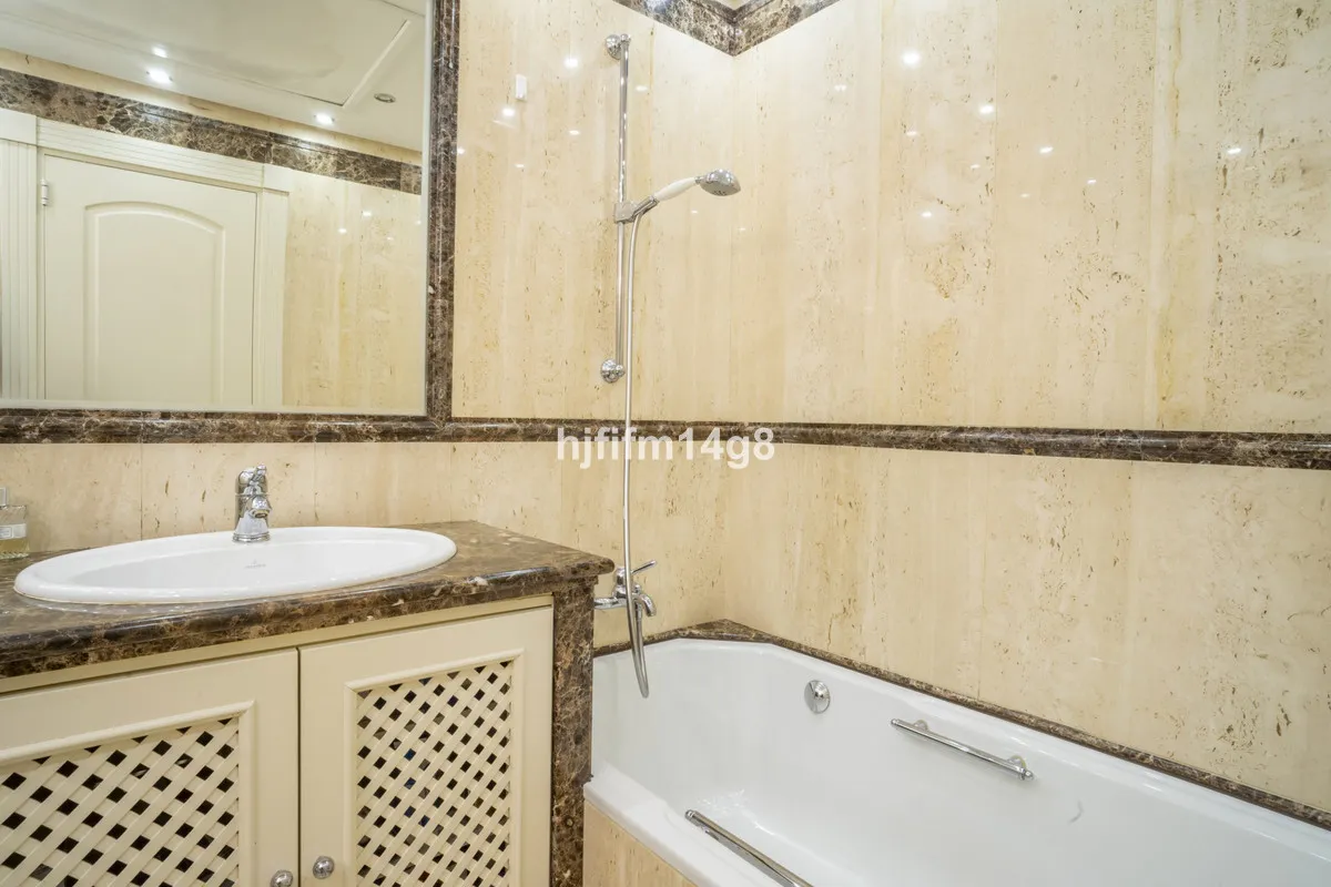 9555d94e-92b4-418f-a4bb-40d4acadc7ec