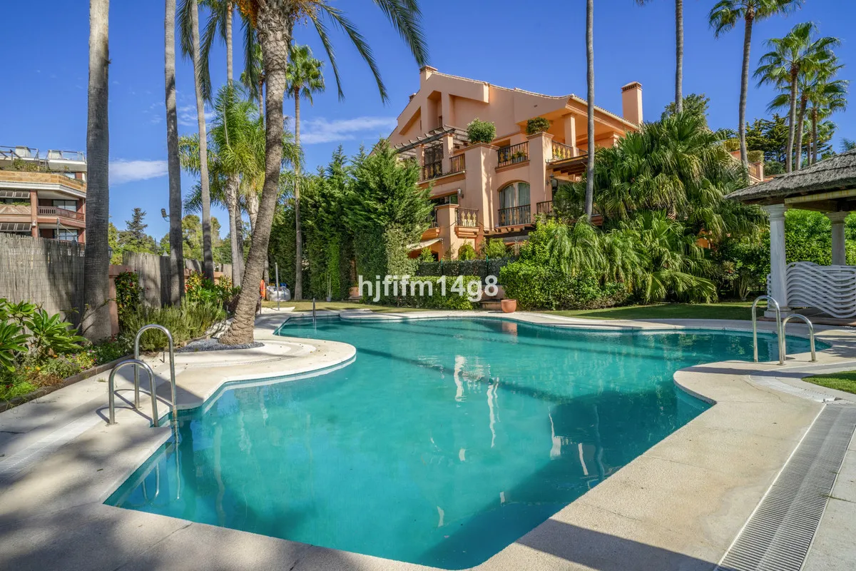 d3e1d6d3-5007-48f3-a265-a6099bc0204f