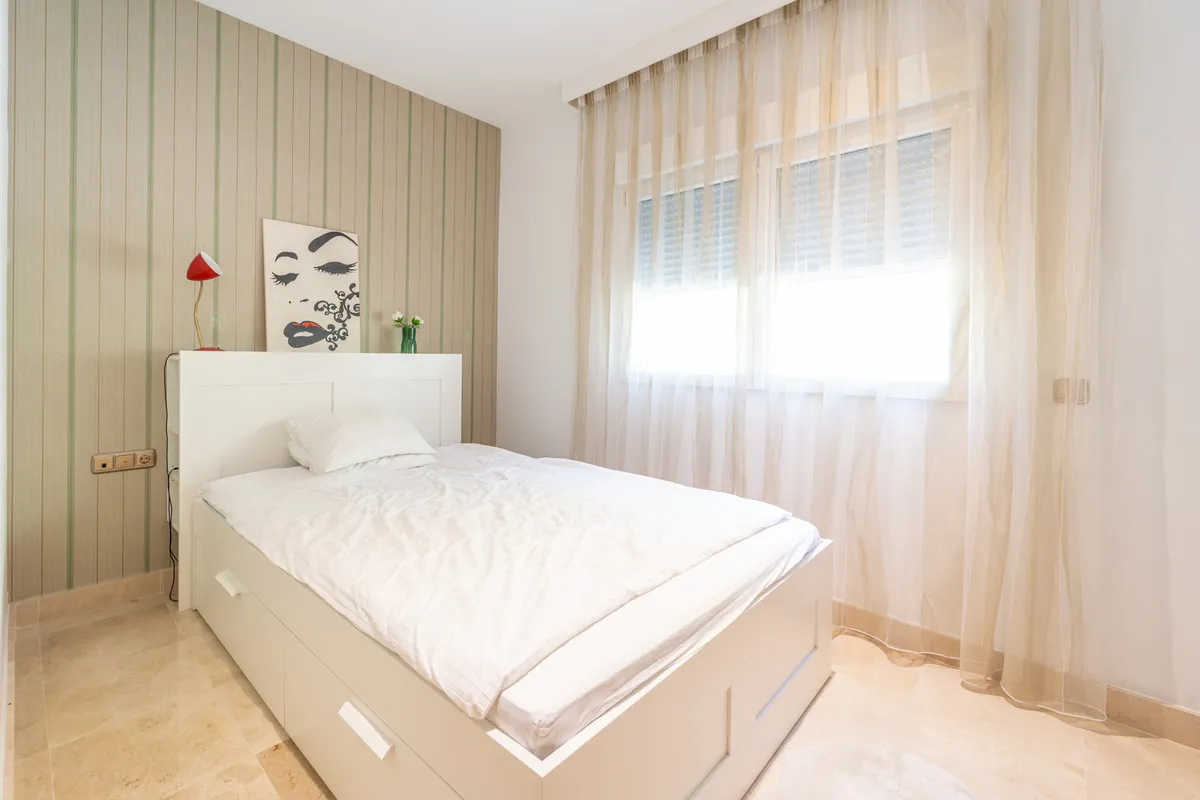 18028c61-3864-42fc-85e4-d1b930b718b8