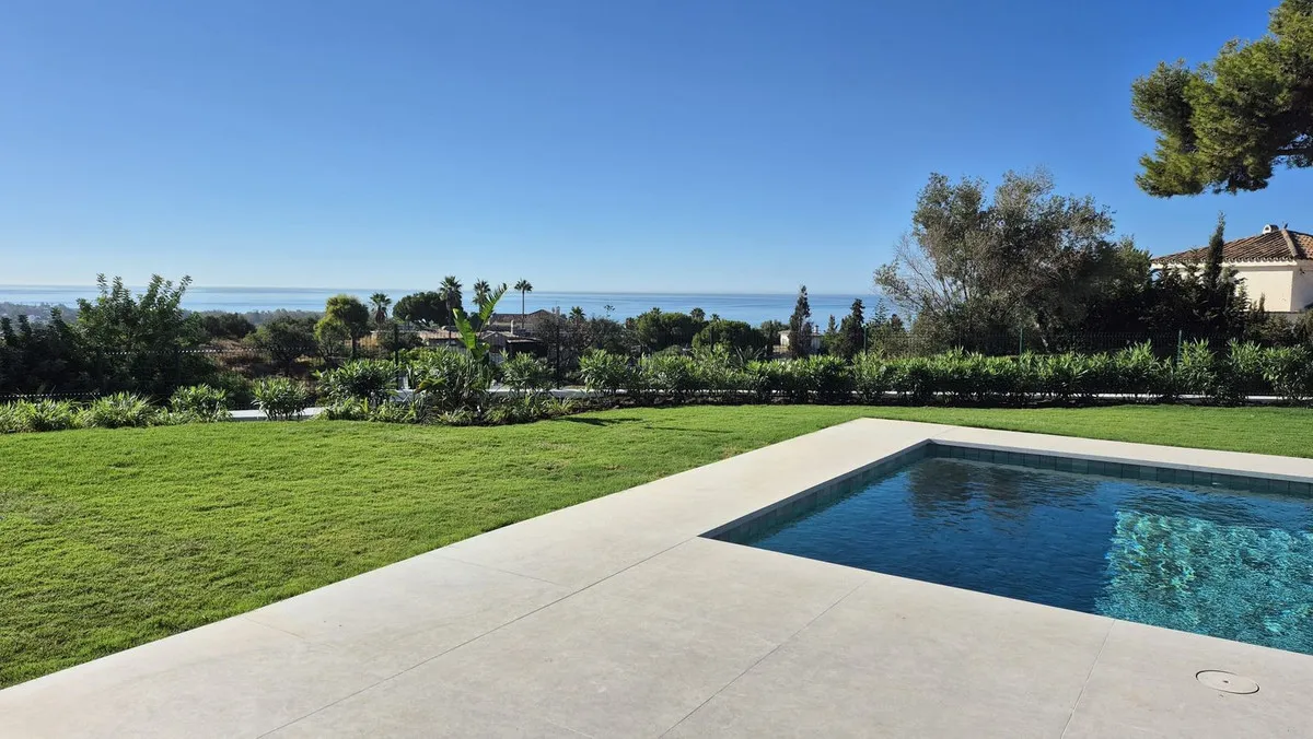 06700800-d385-4736-9672-e323f9525432