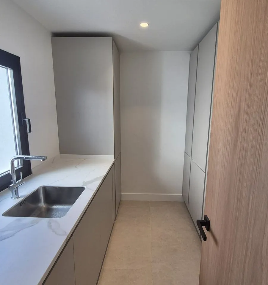 0ecbf9f9-43fe-4ecf-8fd4-8c38d49d60b1