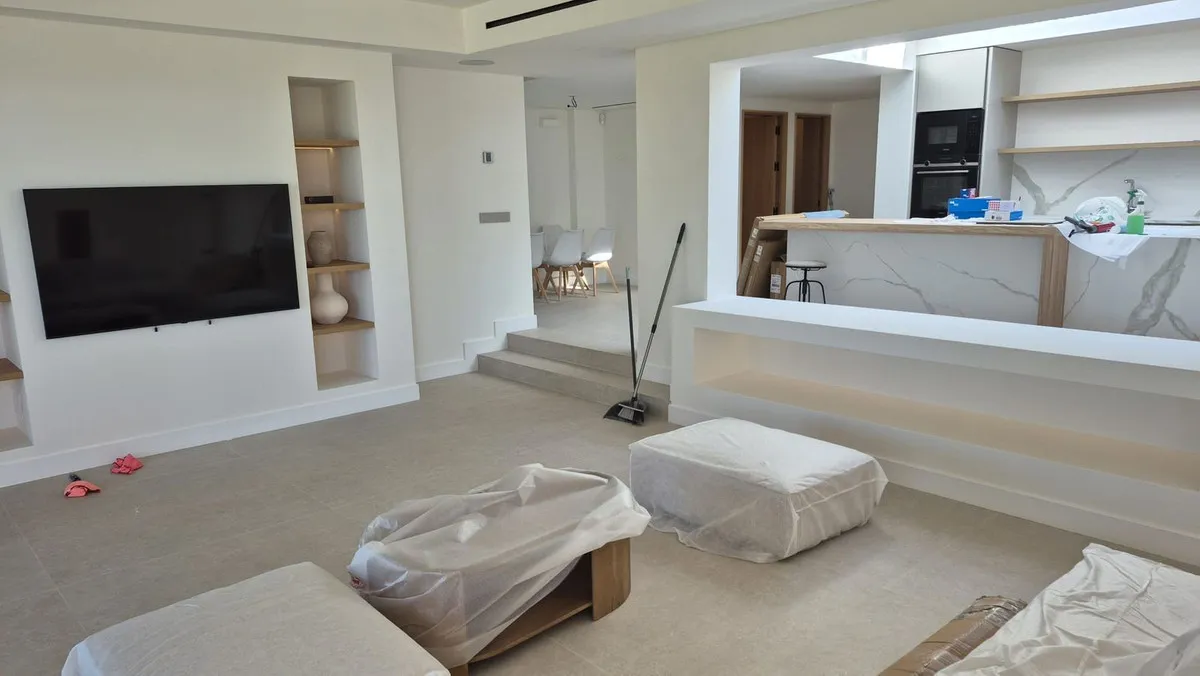 4eb0236c-13b1-4f78-8a5c-e7a8eb099363